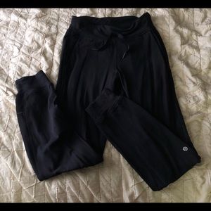 Lululemon Ready to rulu jogger pants size 4